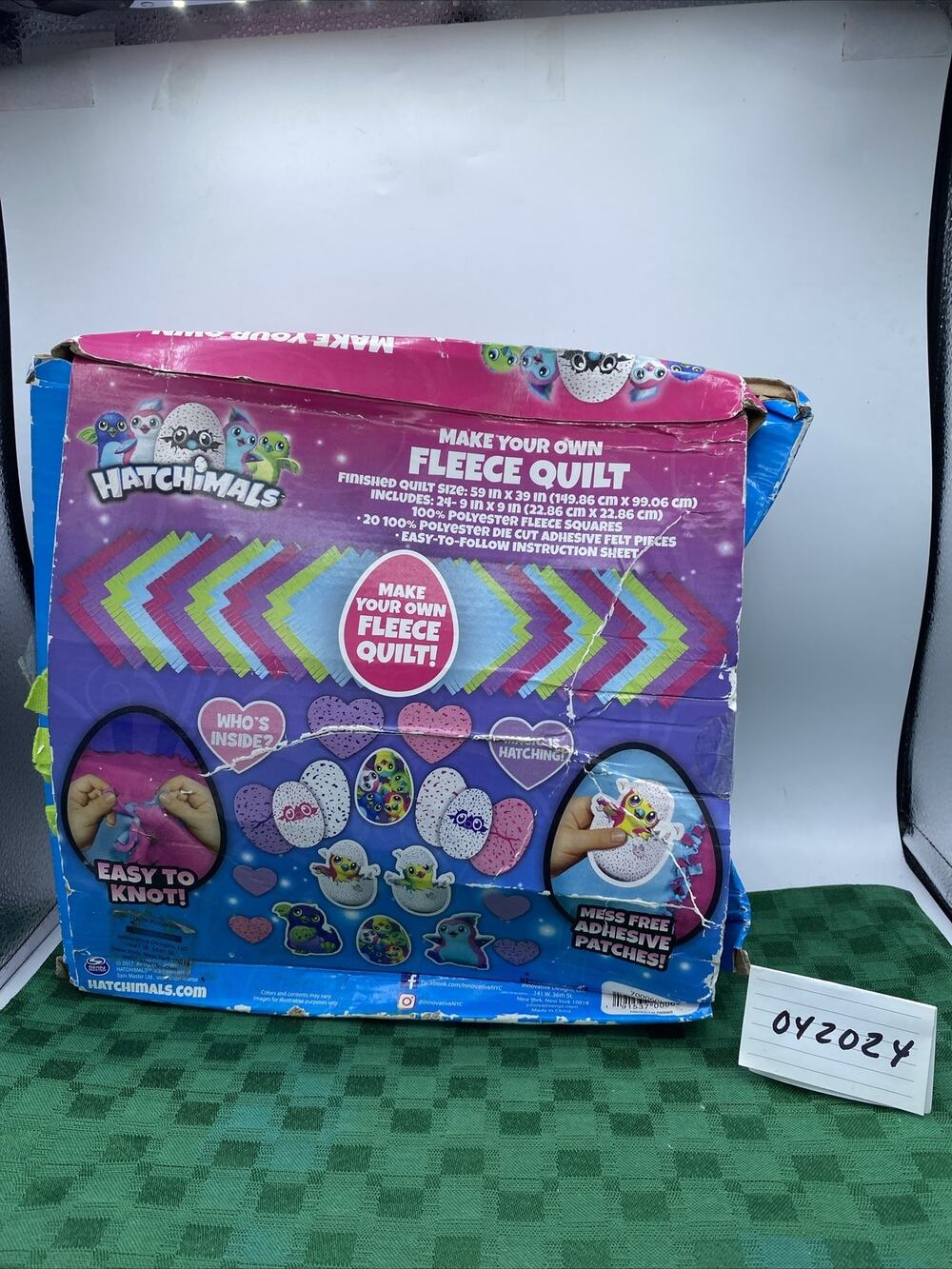 Hatchimals Make your own fleece quilt - 59" x 39" NIB. Box Damage